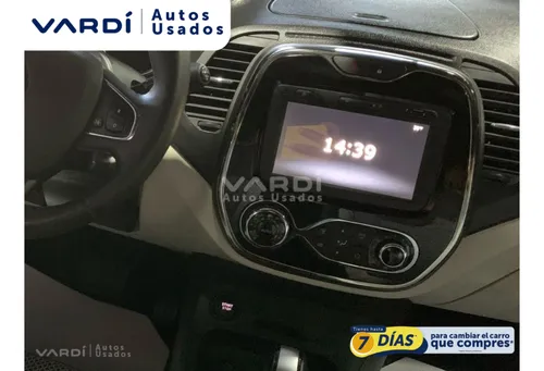 Renault 05 Captur INTENS