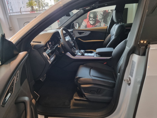 Audi Q8 2024