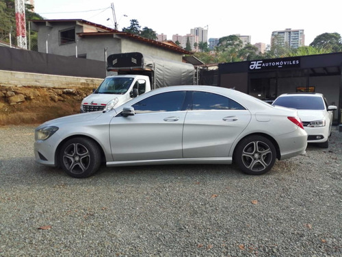 Mercedes Benz Cla200 Perfecto Estado