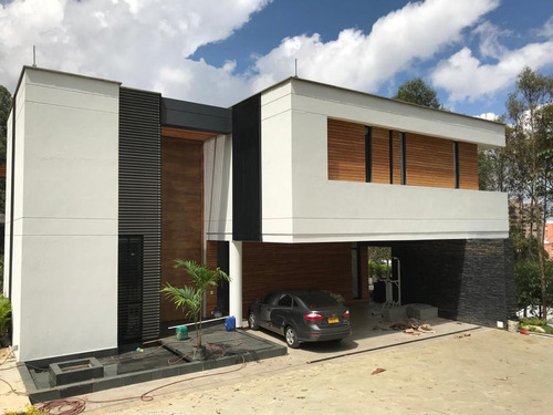 Imagen 2 de 11 de Venta De Casa En La Calera Poblado