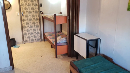 Monoambiente De 17 M2 En P.b. Al Frente - Villa Gesell - 1 Del Mar, En 133 Y 1 -zona Sur -4 Del Muelle De Pesadores,bajas Expensas -amueblado-parrilla-estacionamiento-