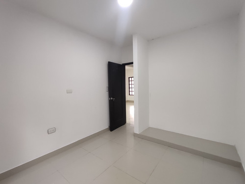 Casa En Venta En Torcoroma. Cod V30841