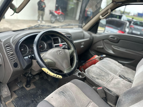 Hyundai H100 2.6 Truck Con Caja