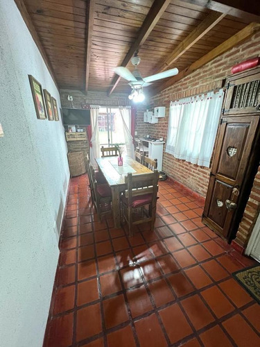 Imagen 2 de 9 de Casa - Castelar Norte