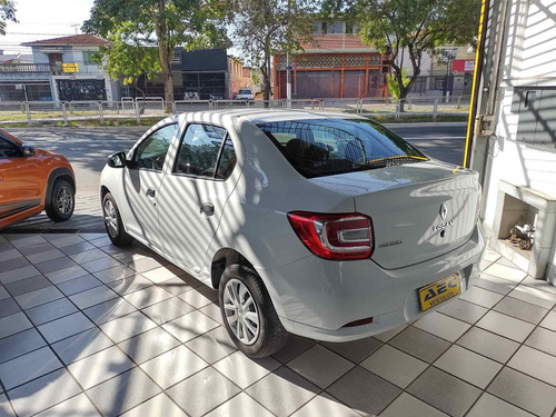 Imagem 4 de 11 de Renault Logan 1.0 12v Sce Flex Life Manual