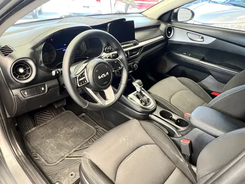 Kia Forte 2.0 L At