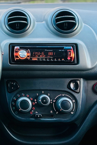 Fiat Uno 1.0 Vivace Flex 5p