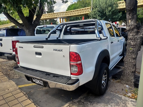 Imagen 10 de 12 de Toyota Hilux 2013 2.5 Cd Dx Pack I 120cv 4x2