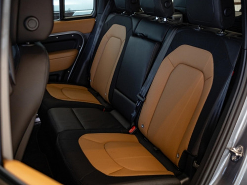 Land Rover Defender 3.0 D300 Turbo Diesel Mhev 110 X-dynamic