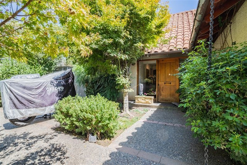 Imagen 24 de 24 de Casa De 5 Dorm + Servicios. Colegios Everest Y Santiago