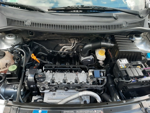 Volkswagen Crossfox 1.6 Comfortline 2009 Ina
