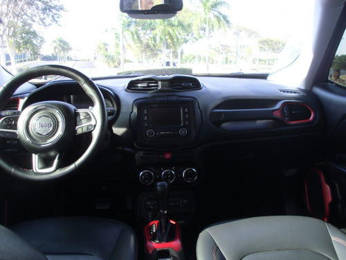 Imagem 10 de 15 de Jeep/renegade Thank At D