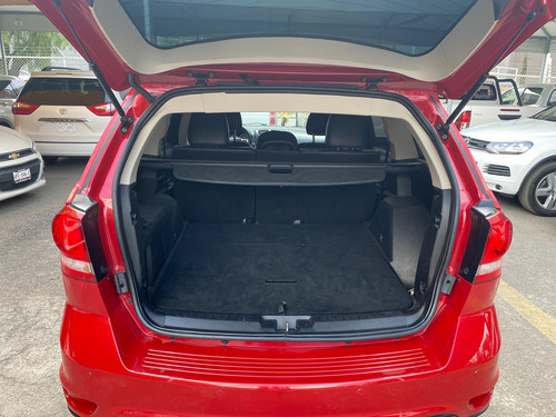 Dodge Journey 2.4 Sxt 5 Pasajeros Plus At
