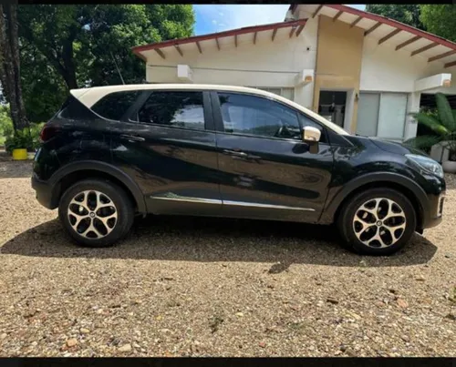 Renault Captur 2.0 Intens Automática