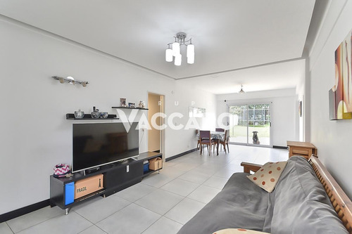 Imagen 24 de 30 de Casa Venta Castelar Norte