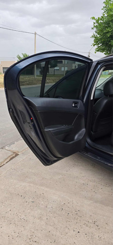 Peugeot 408 2.0 Allure Plus 143cv