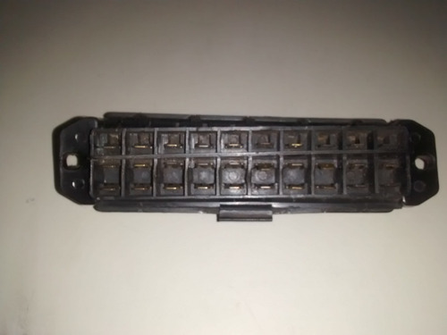 Imagen 2 de 5 de Fusiblera Original De Fiat 128