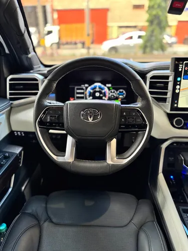 Toyota Sequoia 3.5 V6 Capstone