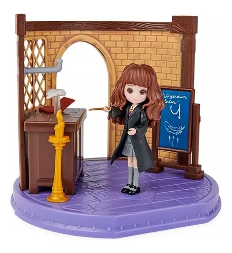 Figura Hermione Play Set Harry Potter Wizarding World Aula
