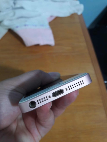 Imagem 5 de 8 de iPhone SE 64gb Perfeito Estado