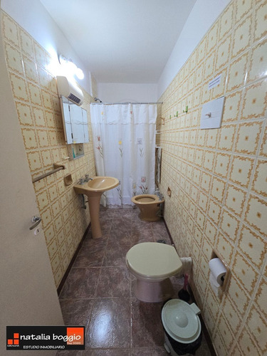 Mar Del Sur Chalet Dividido Con Gran Parque A 100 Mts Del Mar Usd 75.000 V 6366