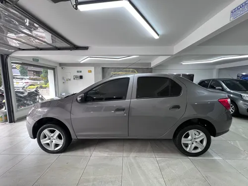 Renault Logan At 2023