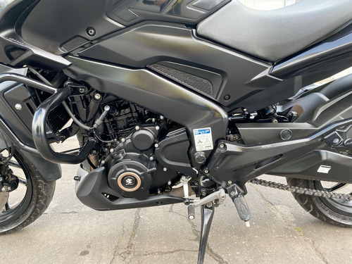 Imagen 17 de 18 de Bajaj Dominar D400 2023