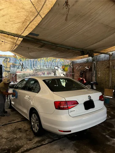 Volkswagen Jetta 2.0 Cl L4 Abs At