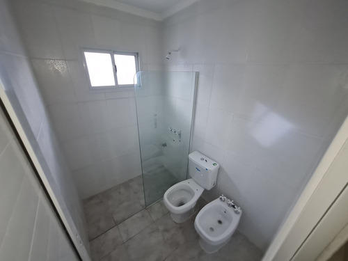 Imagen 22 de 30 de Casa Centrica En Venta En Avellaneda