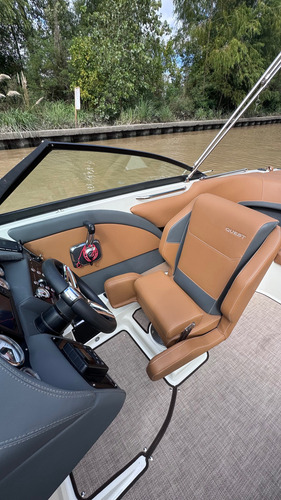 Quest 210 (2024) - Volvo 250 Hp (12hs)