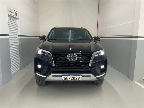 Imagem 2 de 11 de Hilux Sw4 2.8 D-4d Turbo Diesel Srx 4x4 Automático