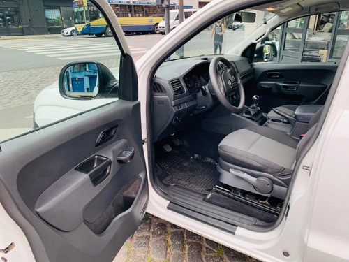 Imagen 8 de 12 de Volkswagen Amarok Cabina Simple Trendline 4x2 Escucho Oferta