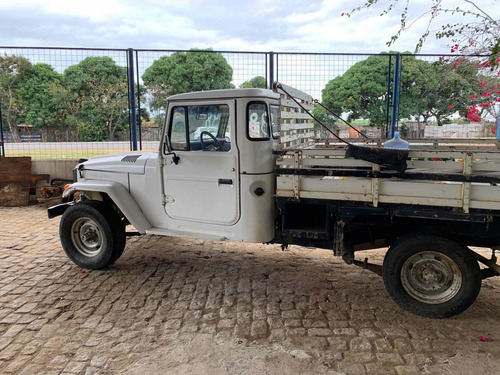 Imagem 4 de 4 de Toyota Bandeirante Bandeirante Picape