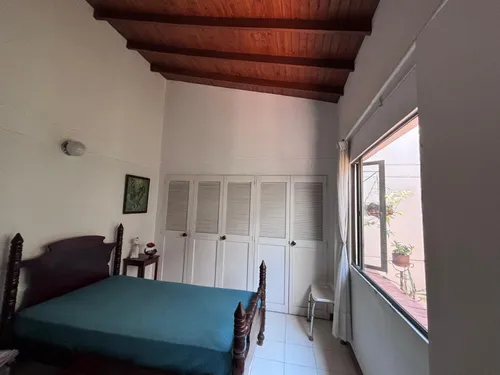 Casa En Venta En La Castellana. Cod V16608