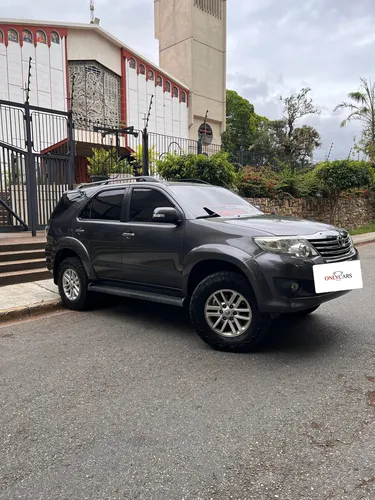 Toyota Fortuner Año 2012/4×4.