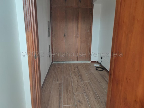 Imagen 18 de 29 de Apartamento En Alquiler Santa Paula 22-22589