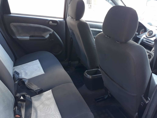 Imagem 11 de 14 de Ford Fiesta Sedan 1.6 Pulse Flex 4p 105 Hp 2009