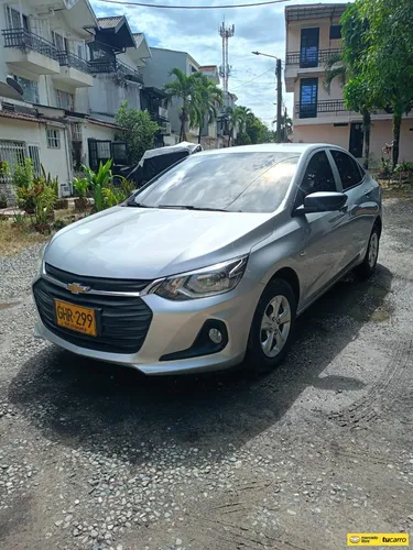 Chevrolet Onix lt