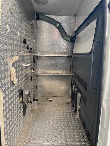 Imagem 10 de 11 de Sprinter 415 2018 Ambulância Com 129 Mil Km