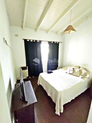 Imagen 8 de 13 de Venta De Casa 2 Dormitorios En Parque Sicardi, La Plata.