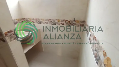 Apartamento En Arriendo En Bucarica. Cod A1353