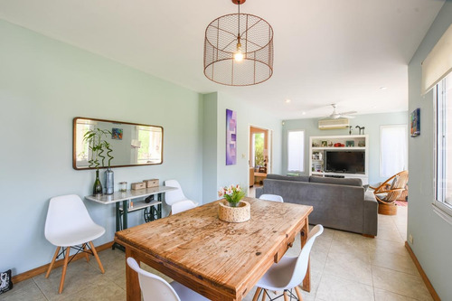 Imagen 5 de 30 de Casa De 4 Dormitorios En Venta Con Piscina En Barrio Cerrado Aldea Fisherton