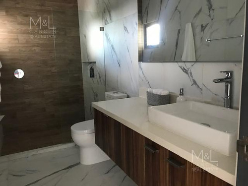 Departamento En Venta En Cancún, Icono Towers De 3 Recámaras Con Cuarto De Servicio