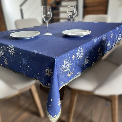 Mantel Para Mesa Cuadrada Navideño Béla Home 2mx2m (4sillas) Color Copos