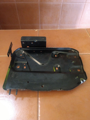 Base Bateria Nissan Versa March (Usado)