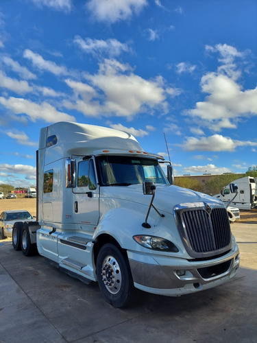 International Prostar Isx 15 / Manual