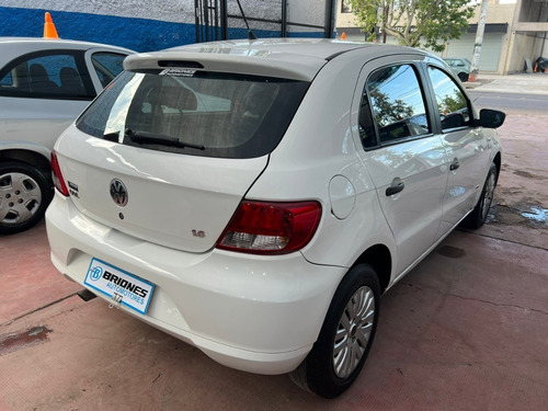 Imagen 3 de 7 de Volkswagen Gol Trend 1.6 2009