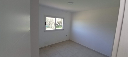 Imagen 17 de 30 de Dúplex Tipo Casa Estrenar Zona Las Corzuelas E 53