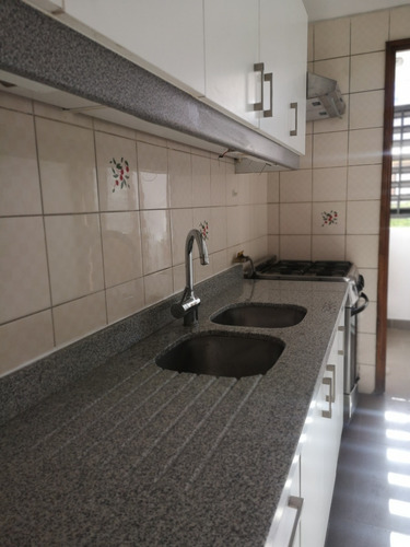 Departamento Remodelado 2d + 1 B Simón Bolivar