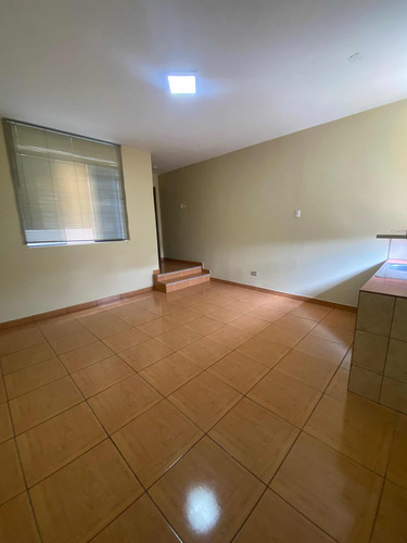 Alquilo Mini Depa ( Inlcuye Servicios) X Alt. C 3 De La Av. La Molina X Atento Peru